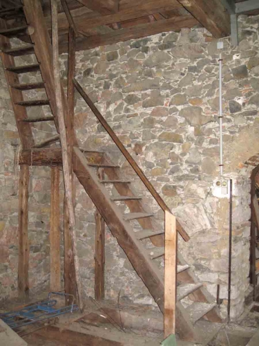 image 03-treppe-zu-den-glocken-jpg