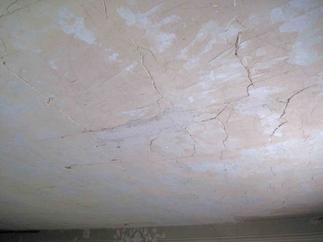 image 01b-innensanierung-deckenzustand-nach-abfraesung__05-08-2015-jpg